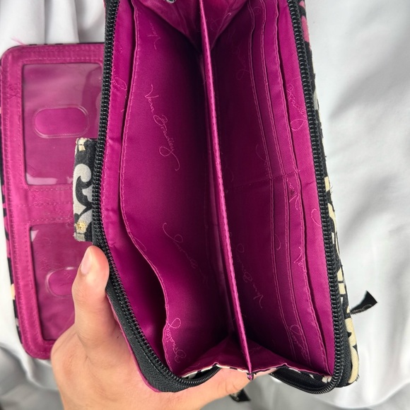 Vera Bradley Zip around Turn Lock Wallet - Northern Lights- Good Condition - Picture 15 of 16